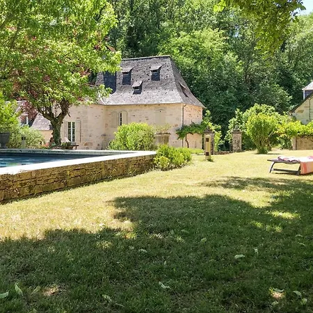 Amazing In Sarrazac With Wifi