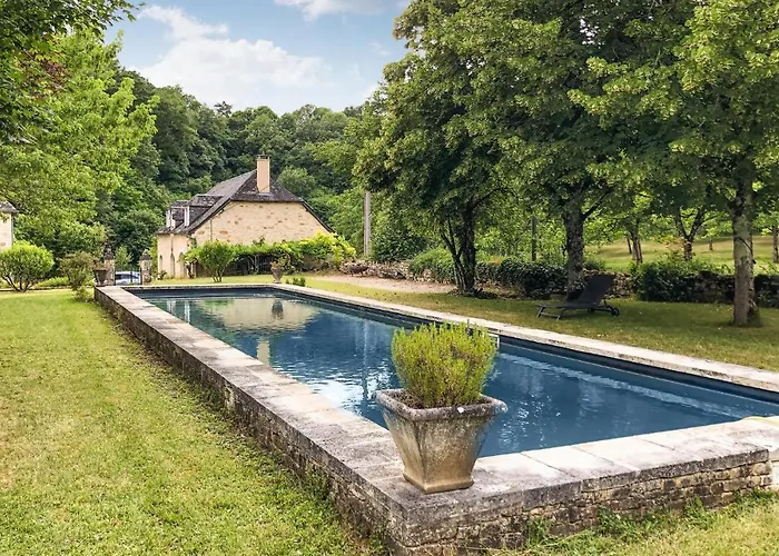 بيت للعطل Amazing In Sarrazac With Wifi