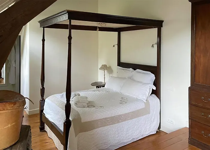 Дом отдыха Amazing In Sarrazac With Wifi *