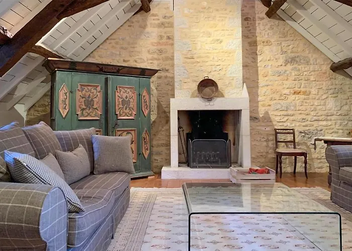 Amazing In Sarrazac With Wifi Cressensac-Sarrazac