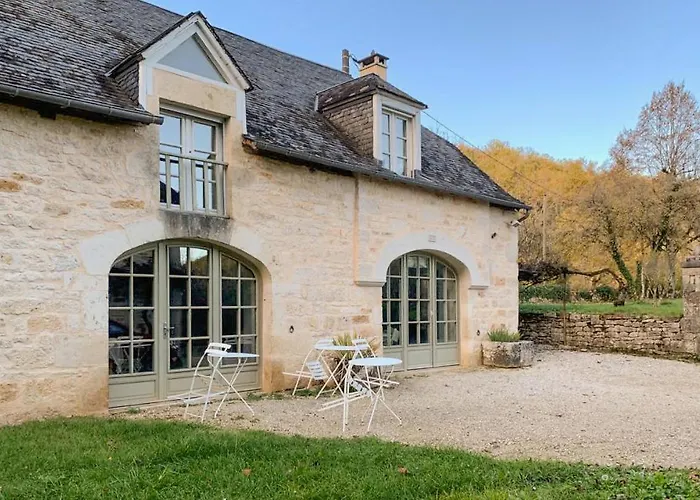 بيت للعطل Amazing In Sarrazac With Wifi