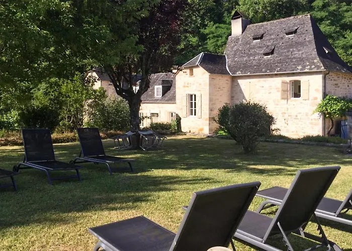 بيت للعطل Amazing In Sarrazac With Wifi *